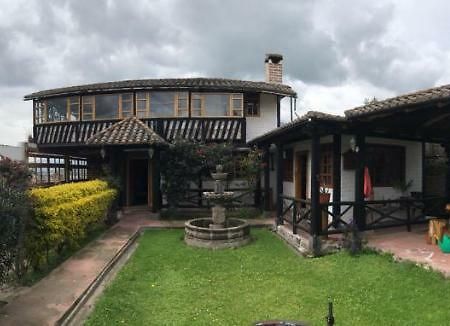 El Descanso “The Rest” Otavalo Esterno foto