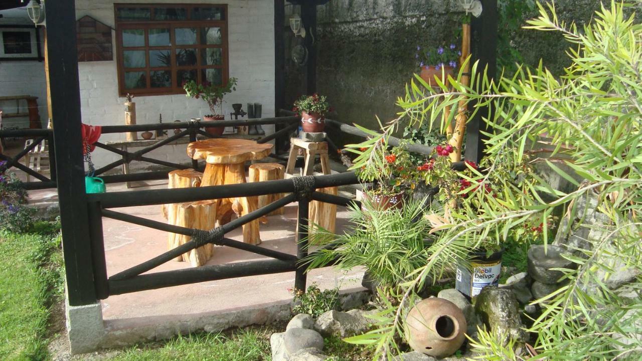 El Descanso “The Rest” Otavalo Esterno foto